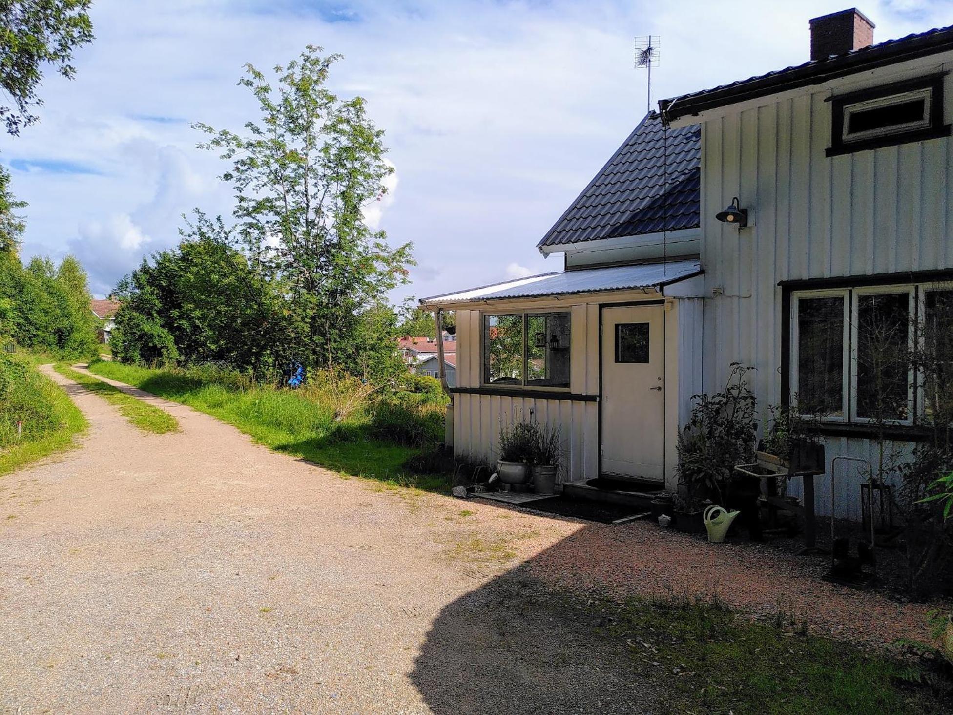 Laegenhet Naturnaera I Henån Exteriér fotografie